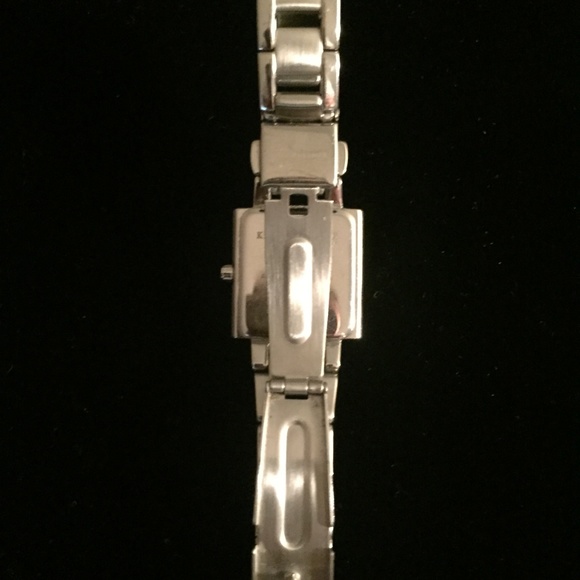 KENNETH COLE NY LADIES SILVER TONE WATCH - Picture 3 of 3